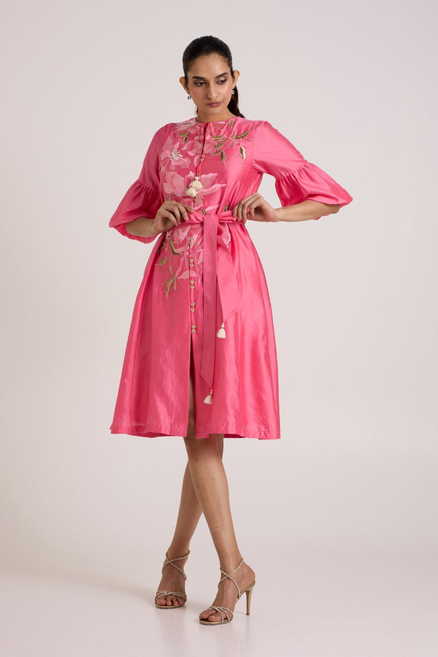 Jay Pink Delphi - Floral Tie-Waist Midi Dress - Dress - Mizyana