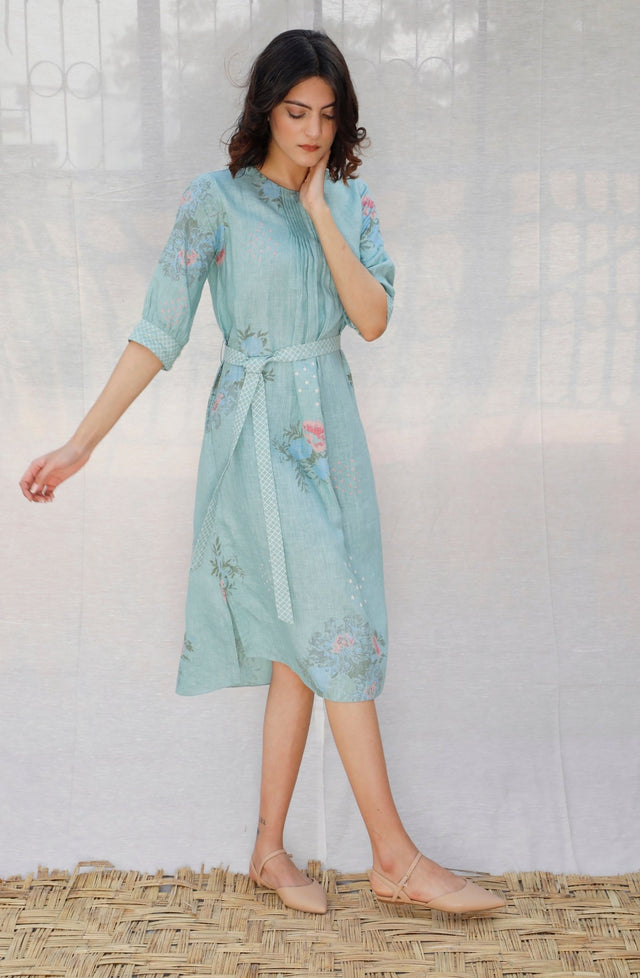 Mint Front Pleat Slip Linen Dress - Dress - Mizyana