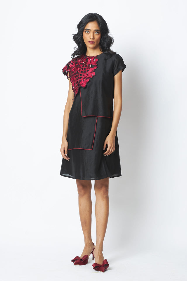 Monica - Shoulder Bib Ladder Dress - Dress - Mizyana