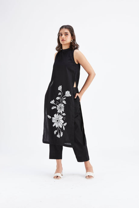 Nava Black kurta set - Two-Piece Set - Mizyana