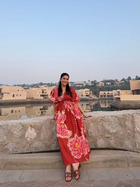 Nirvana Dress in Bubbly Spritz Dress - Dress - Mizyana