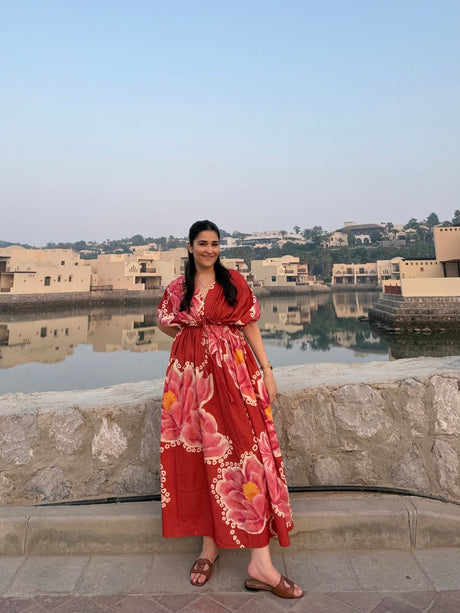Nirvana Dress in Bubbly Spritz Dress - Dress - Mizyana