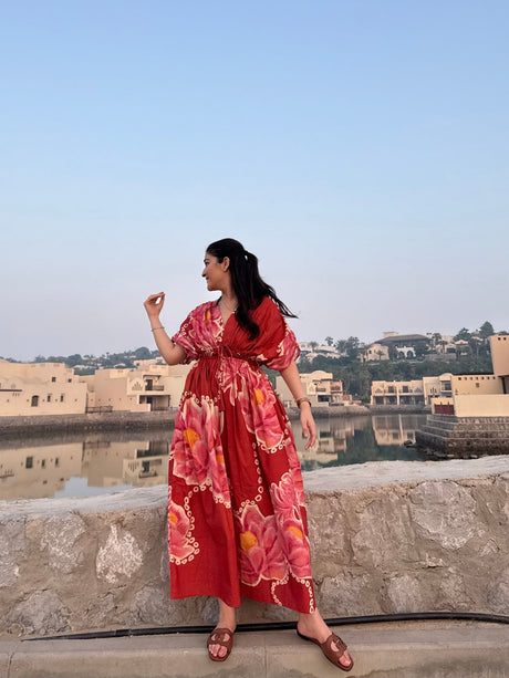 Nirvana Dress in Bubbly Spritz Dress - Dress - Mizyana