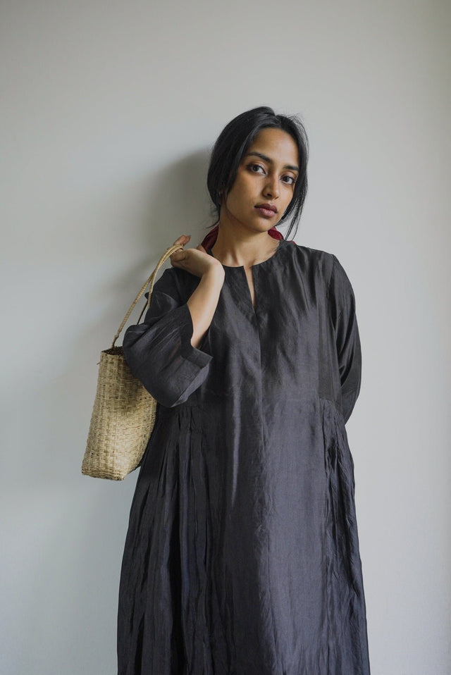 Raven: Black Dress - Dress - Mizyana