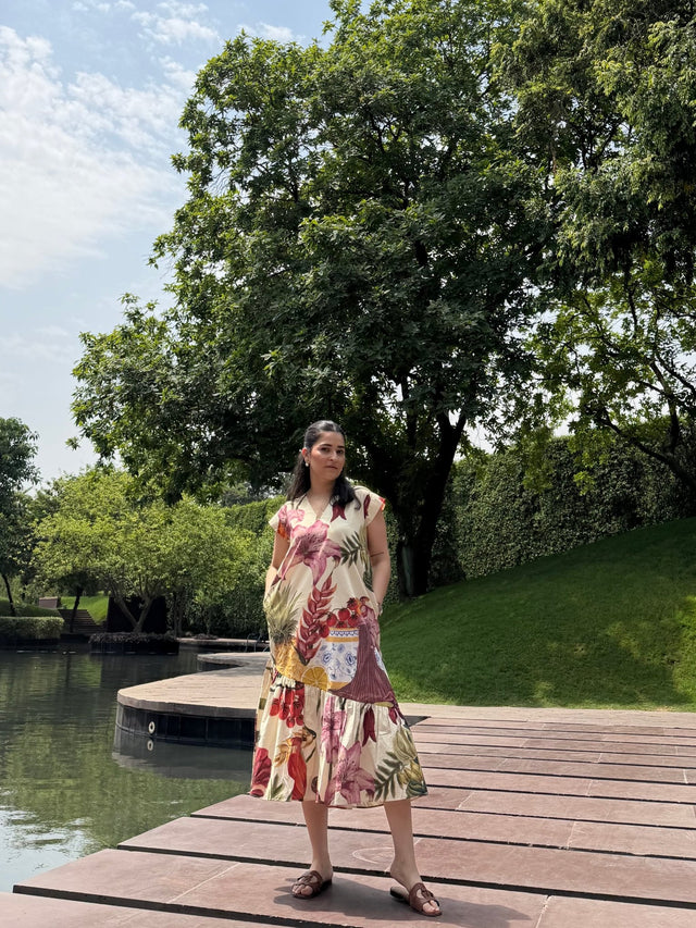 Raya Dress in Sol Garden print (Sandstone) - Dress - Mizyana