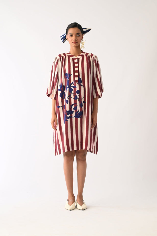 Revolt Bric Beach Appliqu√© Dress - Dress - Mizyana