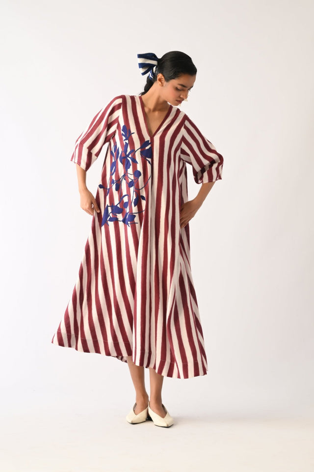Revolt Bric Mayflower Appliqu√© Dress - Dress - Mizyana