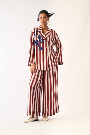 Revolt Bric Psyflora Appliqu√© Shirt Set - Two-Piece Set - Mizyana