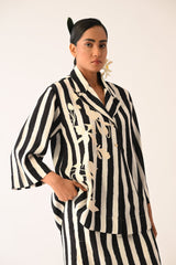 Revolt B&W Psyflora Appliqu√© Jacket - Jacket - Mizyana