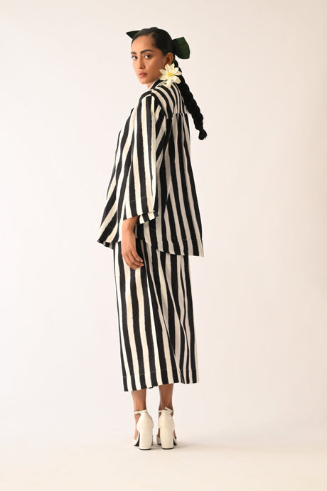 Revolt B&W Psyflora Appliqu√© Shirt Set - Two-Piece Set - Mizyana