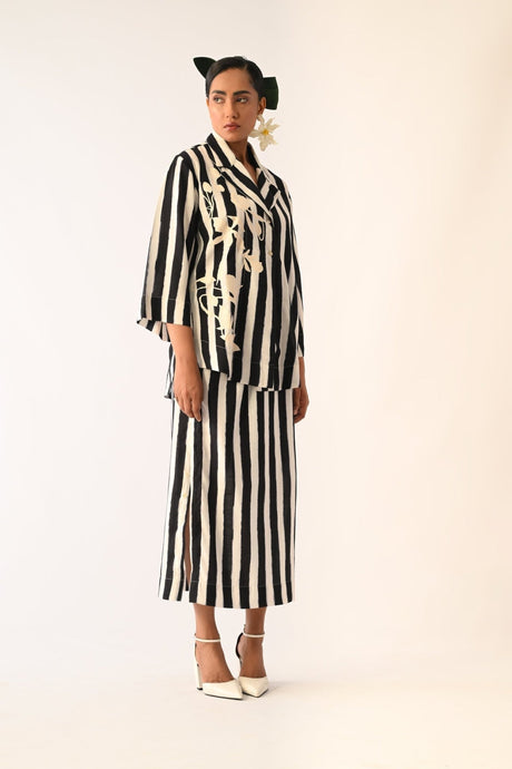 Revolt B&W Psyflora Appliqu√© Shirt Set - Two-Piece Set - Mizyana