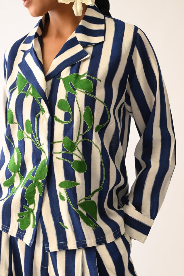 Revolt RB Cuban Collar Appliqu√© Shirt - Shirt - Mizyana