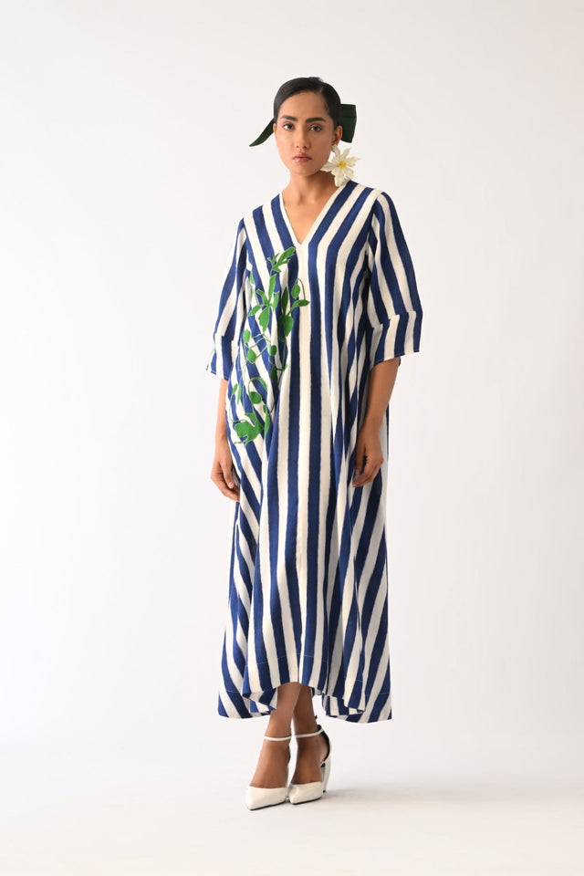 Revolt RB Mayflower Appliqu√© Dress - Dress - Mizyana