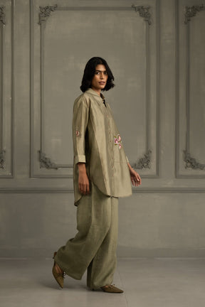 Sage Green Shirt In Silk Chanderi With Embroidery And Flared Pants In Linen - Two-Piece Set - Mizyana