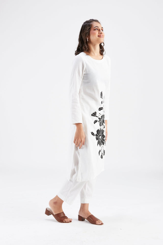 Yara White kurta set - Two-Piece Set - Mizyana