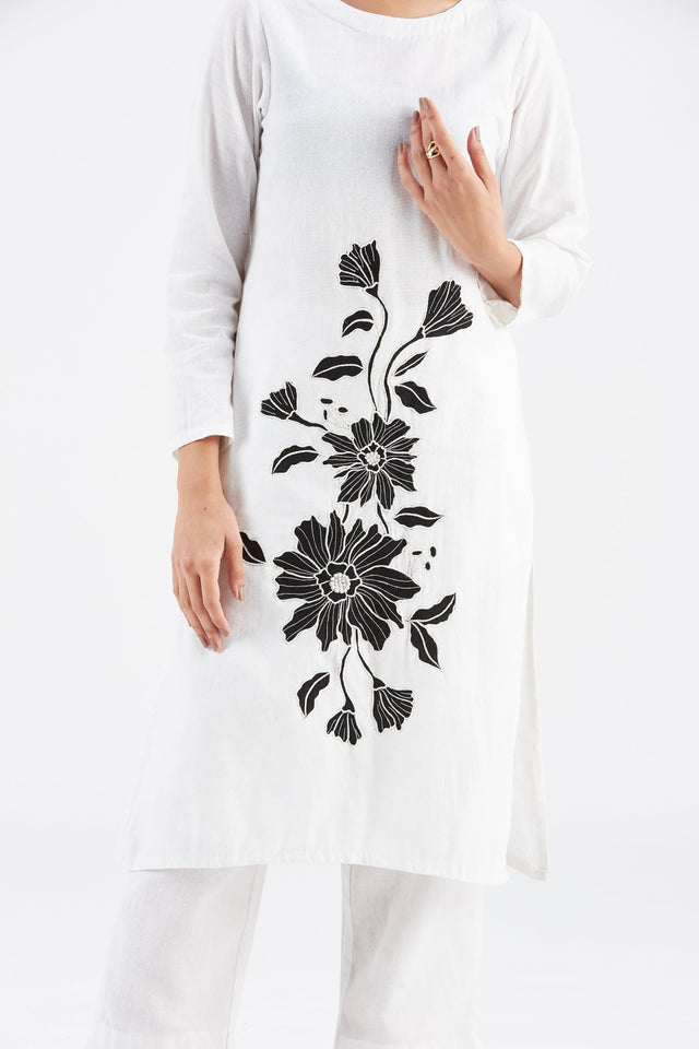 Yara White kurta set - Two-Piece Set - Mizyana