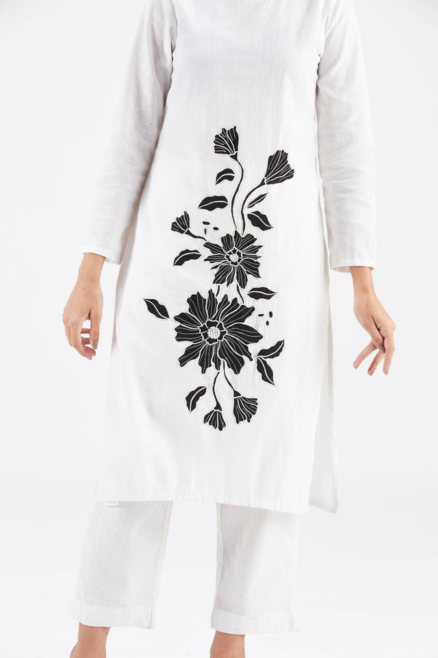 Yara White kurta set - Two-Piece Set - Mizyana