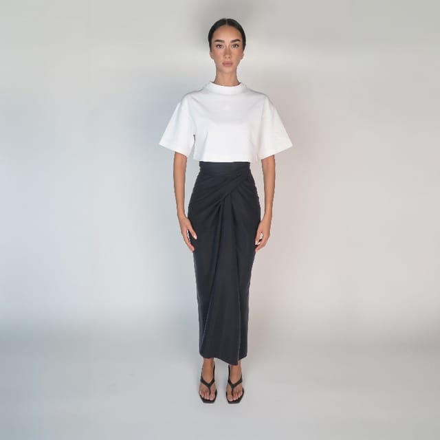 Wrap Skirt in Black Onyx Cupro