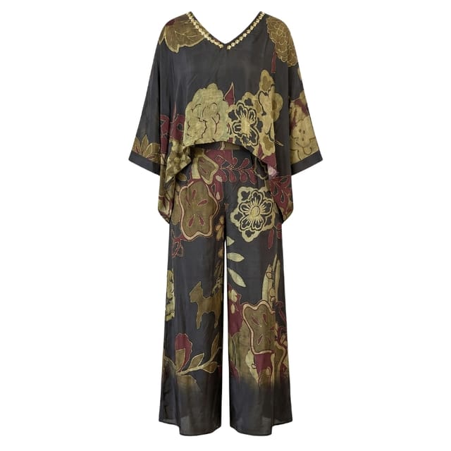 Printed Embellished V-Neck Co-ord Set