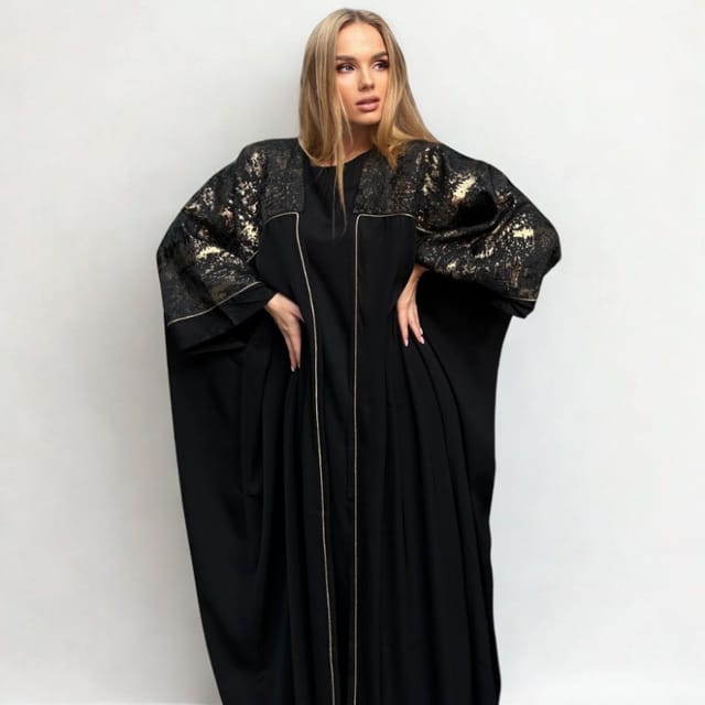 طقم عباية بتطريز ذهبي