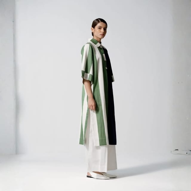 White Pleated Pants